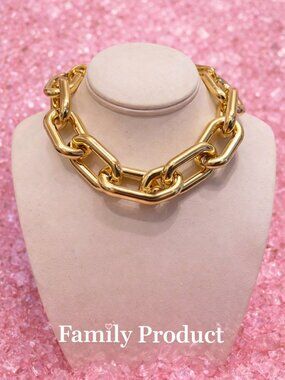 NEW ARRIVALS STATEMENT NECKLACE